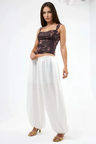 Tief sitzende Baggy Jogginghosen