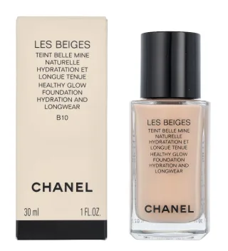 Chanel Les Beiges Healthy Glow Foundation.