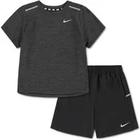 Nike Sportswear T-Shirt & Shorts NKB K NK DF MILER SS TOP SHORT (2-tlg) 2-teiliges Set aus T-Shirt und Shorts, atmungsaktiv, leichtes Material