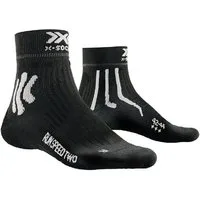 X-Socks Laufsocken Run Speed Two 4.0 schwarz/weiss Herren - 1 Paar