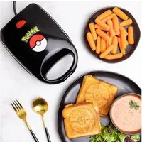 Uncanny Brands Sandwichmaker Pokémon Sandwich Maker – Toast- & Sandwich-Grill mit Pokémon-Design