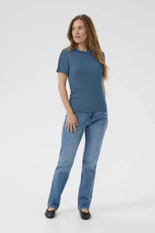 Blau