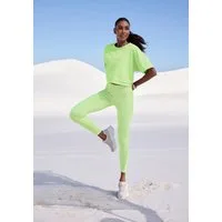 LASCANA Kurzarmshirt mit kastigem Schnitt und Lagen-Look