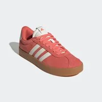 adidas Sportswear VL COURT 3.0 Sneaker inspiriert vom Design des adidas samba