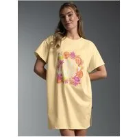 Trigema Bigshirt TRIGEMA Bigshirt mit sommerlichen Printmotiv (1-tlg)