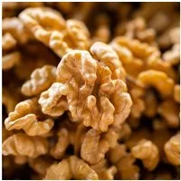 We_Natur Nüsse Premium Walnusskerne–Naturbelassen, Knackig, Reich an Nährstoffen 700g