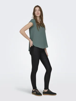 ONLY - ONLVIC S/S SOLID TOP NOOS WVN Balsam Green - Gr. - 36