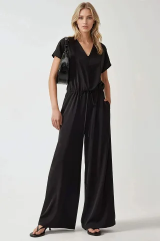 Hose-Overall mit weitem Bein und V-Ausschnitt