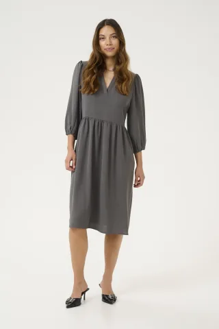 Kleid Regular fit black
