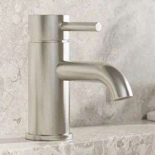 Steinberg Serie 100 Waschtischarmatur ohne Ablaufgarnitur, mit Flexschläuchen 3/8", brushed nickel, 100 1010 BN