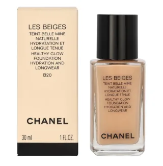 Chanel Les Beiges Healthy Glow Foundation.