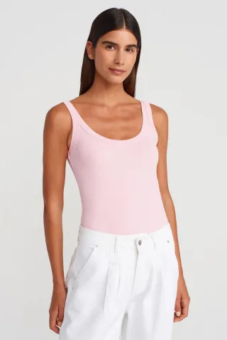 Ärmelloser gerippter Baumwollmischung-Bodysuit