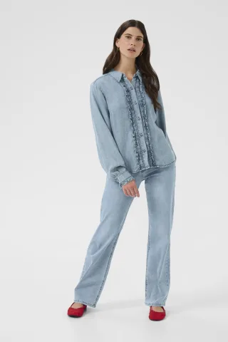 Blau