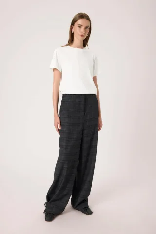 Pants Suiting SLEvonne Pants Suiting Relaxed fit black