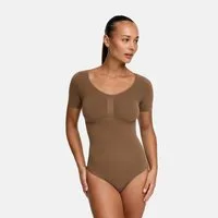 cfab (creamy fabrics) Shaping-Body T-Shirt Bodysuit Sculpting Shapewear mit String-Caramel-XL (1-tlg)
