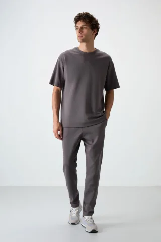 Herren Oversized T-Shirt und Hose Set
