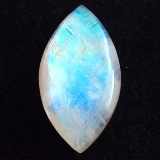 27,42 ct Mondstein mit  Blautönen - Blauer Heilstein mit Zertifikat