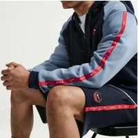 Nike Sportswear Shorts M NSW CS SHORT FLC FT aus Baumwolle und Polyester, bequeme Passform