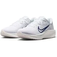 Nike WMNS QUEST 6 Laufschuh