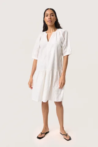 Kleid Lockere Passform offwhite