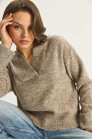 V-Ausschnitt Langarm Strickpullover