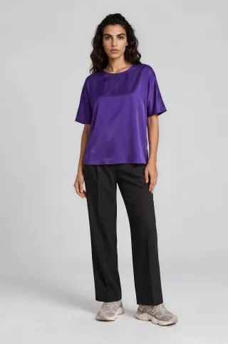 Milano Italy - roundneck shirt with oversized shoulder and cut and sewn sleeve purple - Gr. - L