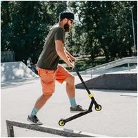 HOMCOM Stuntscooter mit ABEC 9 Kugellagern, 100 mm Kunstleder Räder, 0 km/h, (Roller, 1 tlg., Stuntroller), Alu, Gold 68 x 47,2 x 86 cm