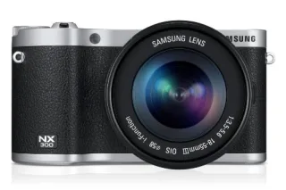 Samsung NX300 [20.3MP WiFi 33"] schwarz inkl. 18-55mm 1:35-56 OIS III i-Funktion Objektiv