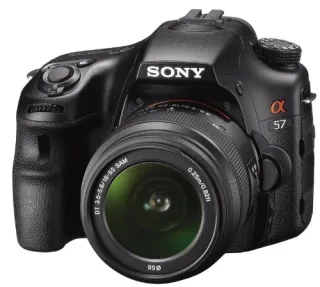 Sony Alpha 57 [16.1MP Full HD 3"] schwarz inkl. 18-55mm 1:35-56 DT SAM Objektiv