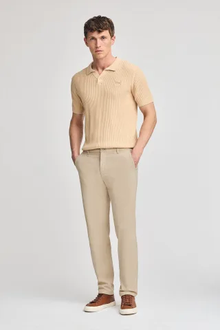 Chinohose Vanya beige mit gesticktem Polo Club-Logo