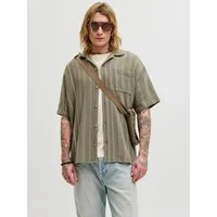 Jack & Jones Kurzarmhemd JJEBRADLEY STRIPED RESORT SHIRT SS LN Baumwolle, loose fit