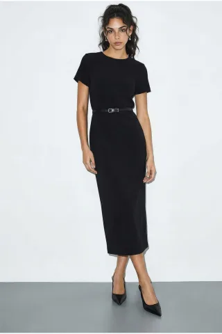 Geknöpftes Midi-Kleid mit Rundhalsausschnitt
