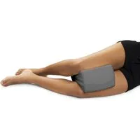 Bodyprotect Kniekissen für Seitenschläfer, orthopädisches Beinkissen, zur Entlastung von Knie und Rücken