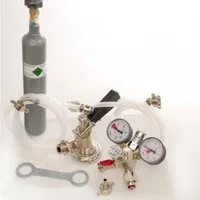 ich-zapfe Bierzapfanlage Zubehörpaket mit Flach Fitting, 7mm Bierschlauch und 0,5kg CO2 Flasche