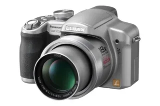 Panasonic Lumix DMC-FZ28 [10MP 18-fach opt. Zoom 27"] titan-silber