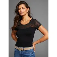 Melrose Rundhalsshirt Kurzarm, hüftlange Passform, feminin geschnitten