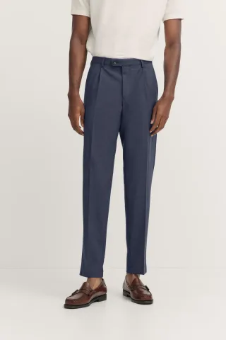 Bugatti Herren Bundfaltenhose mit Stretch und Bundfalten