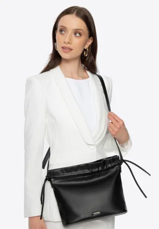 Wittchen Damen-Umhängetasche mit Zierbändern, schwarz, Kunstleder