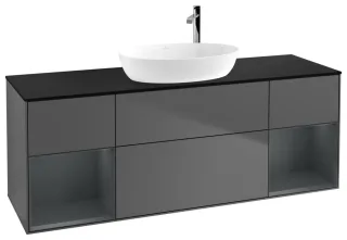 Schwarz