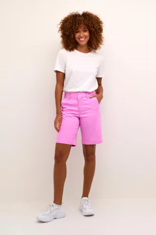 Shorts Regular fit violet