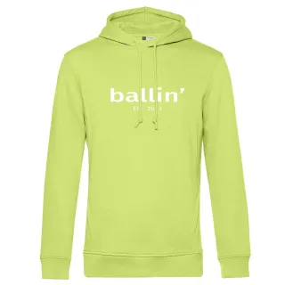 Herren-Kapuzenpullover der Marke Ballin Est. 2013. Die Kapuzenpullover von Ballin Est. 2013 sind aus 80% Bio-Baumwolle und 20% recycelter Polyester-Baumwolle hergestellt und haben eine normale Passform. Die weiche Baumwolle sorgt für hohen Tragekomfo