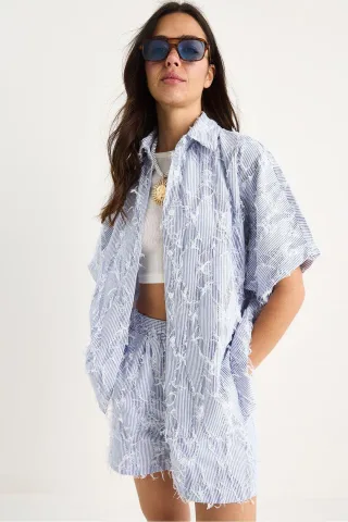 Oversized gestreiftes Co-Ord-Set mit Rüschen Details