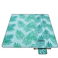 Picknickdecke 200 x 200 cm, groß, Campingdecke, für Park, Garten, Strand, SONGMICS, wasserdicht, maschinenwaschbar, faltbar, hellblau mit tropischem Farn