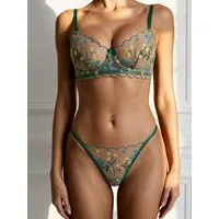 Elegant Love Set: Bügel-BH Dessous-Set aus Stickerei-Spitze – Sexy BH-Set & Reizwäsche (Set, 2-tlg., mit String) Damenunterwäsche Set mit Tanga – Elegante Lingerie für jeden Anlass