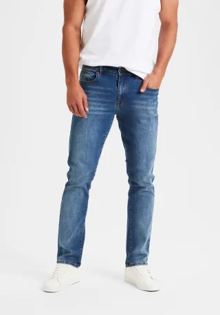 Buffalo 5-Pocket-Jeans "Straight-fit" mit normaler Bundhöhe, aus elastischer Denim-Qualität