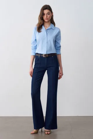 High-Waist Schlagjeans