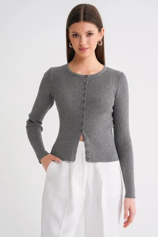 Knopfverschluss Slim Fit Rippstrick-Cardigan