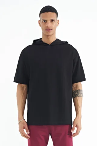 Übergroßes Kapuzen-T-Shirt mit Zubehördetails