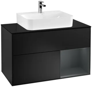Schwarz