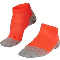 FALKE Kurzsocken RU5 Race Short Kurzsocken (1-Paar) ultraleicht für schnelle Läufe
